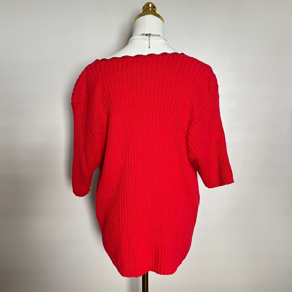 Vintage Red Floral Embroidered cottagecore grandmacore button sweater - Picture 2 of 7